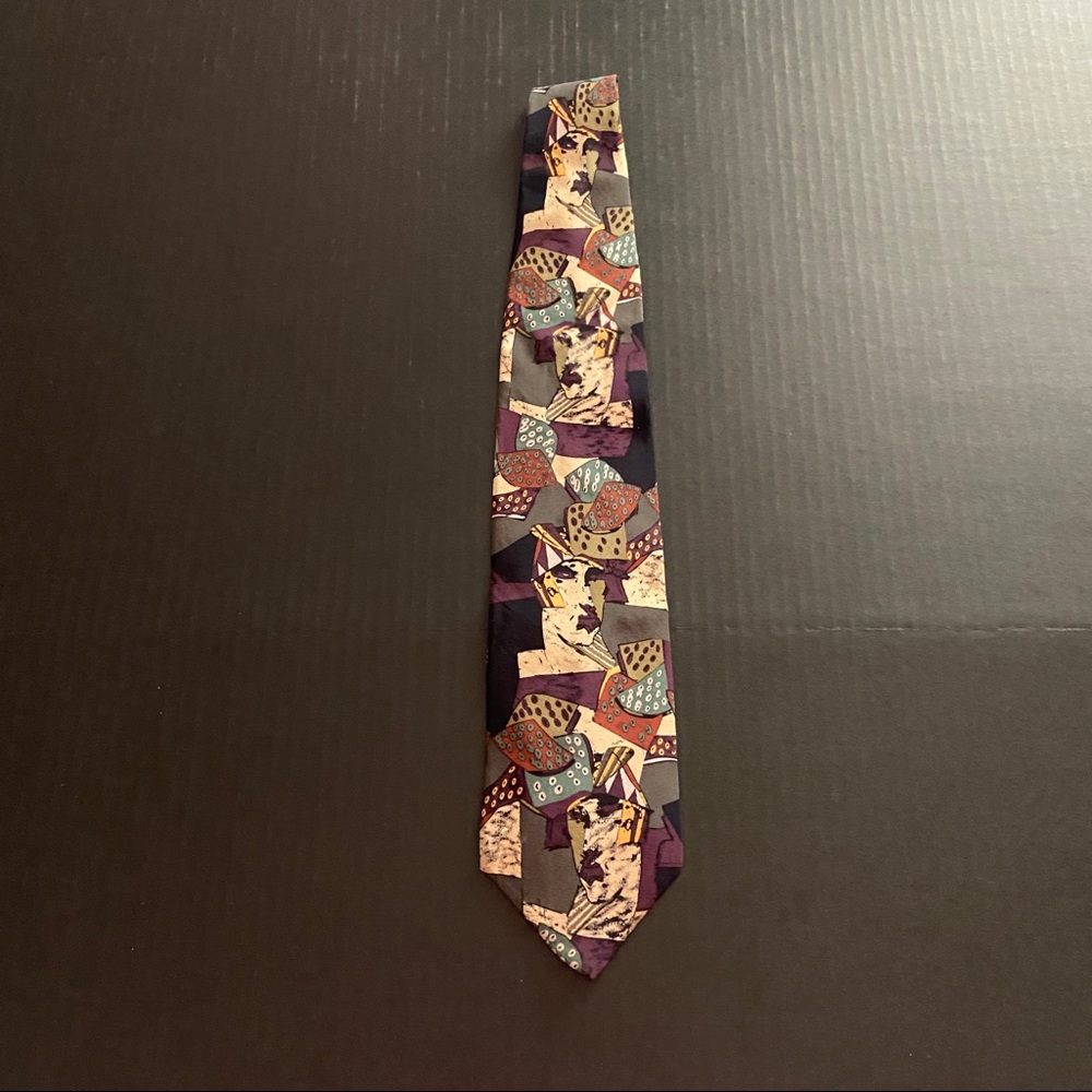 Limited edition Neomax tie!
